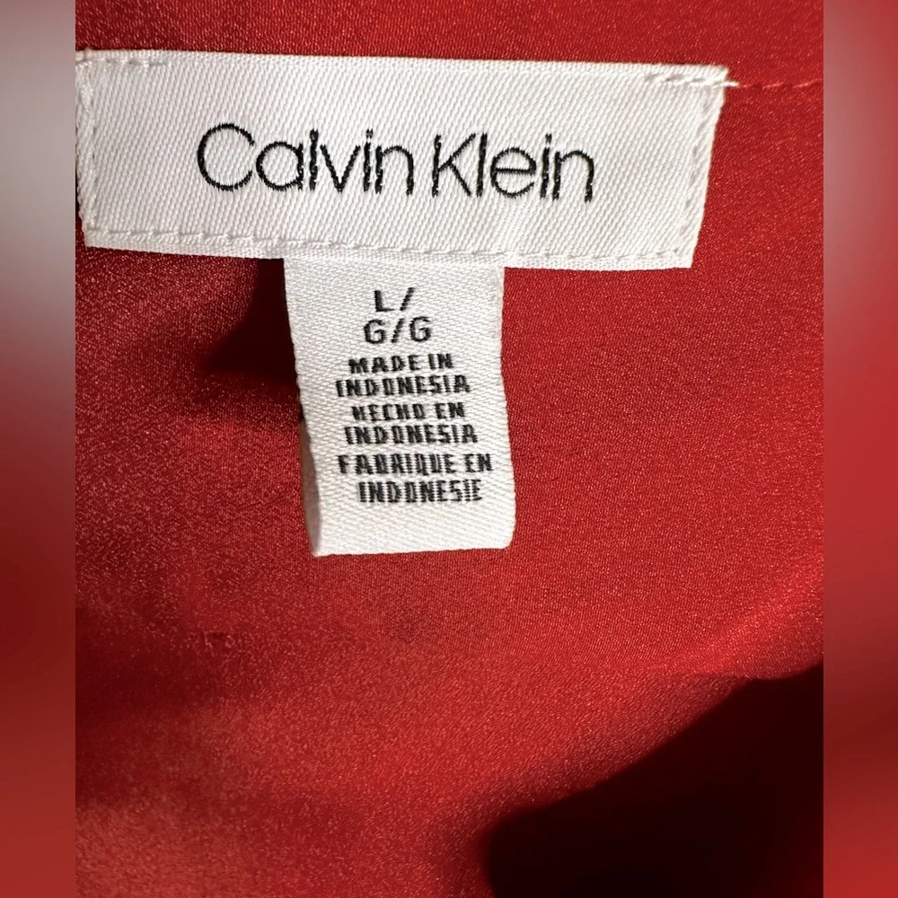 Calvin Klein Button-Up Red/Orange Blouse –‎ Size L